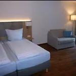 - Restaurant Veldscholten 3*