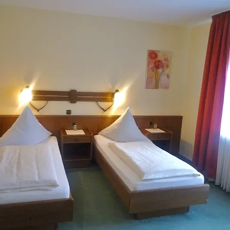 - Restaurant Veldscholten 3*